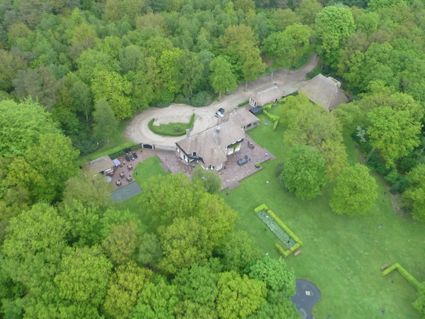 Luchtfoto Landgoed Hiemstrastate galerie Wildevuur