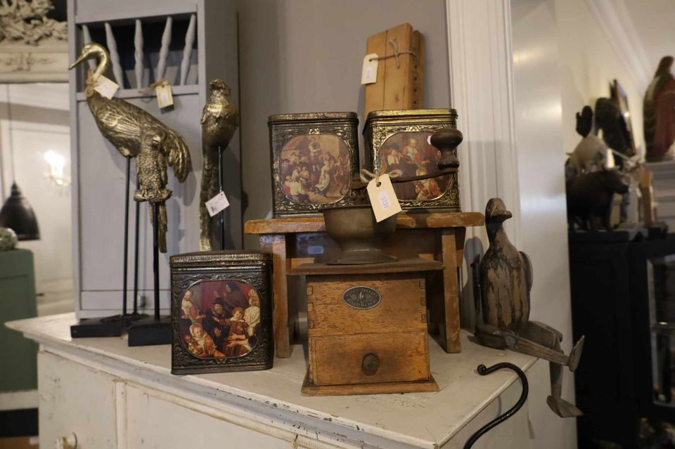 Elisabeth deco&brocante Maastricht interieur kastje met spullen