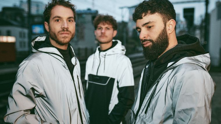 Bird's Nest: Glass Museum, Claire Dickson, Cosmic Bride, Drone Choir