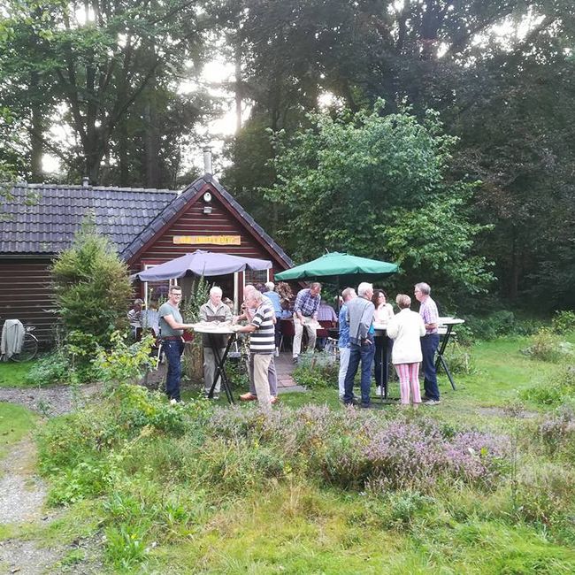 Kraampjes bij IVN Bijentuin