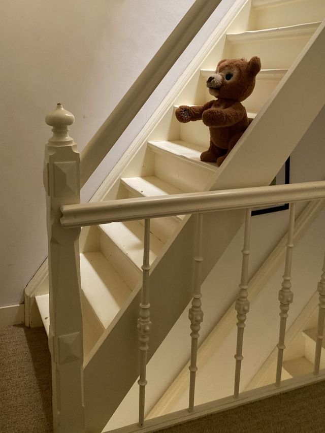 De trap op de eerste verdieping van Maijweg 23 uit 1900. 