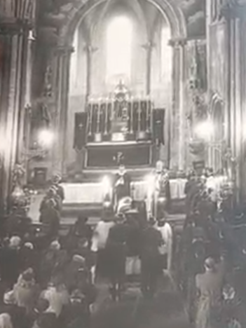 De begrafenis van Gerards moeder in Orthen. 