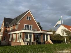 appartement voor 2 personen uitzicht op de Waddenzee, bij het dorp
