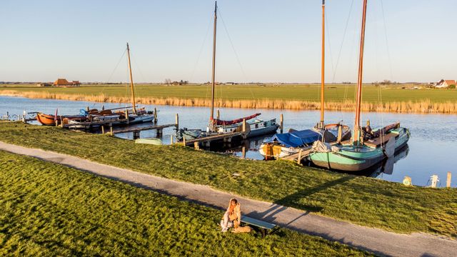 Skutsjes bij Sloten