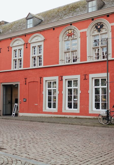 Fotomuseum aan Het Vrijthof exterior full-width building