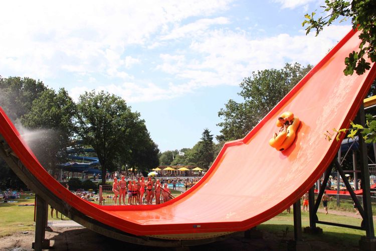 Foto van de halfpipe in Splesj in Hoeven.