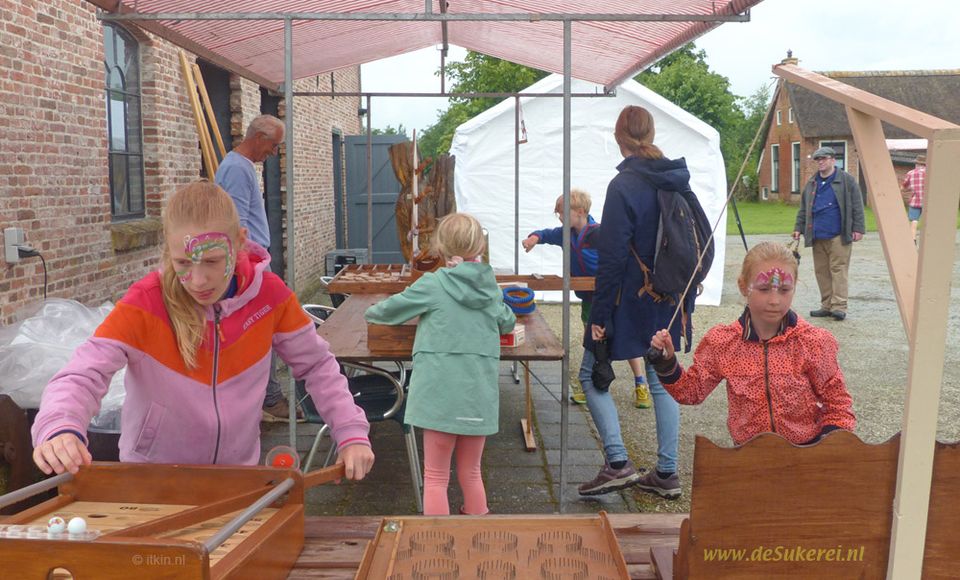 Zomermarkt met spelletjes
