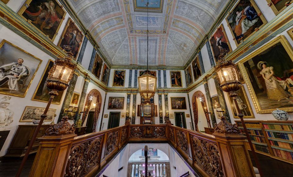 Gallerij met schilderijen in Kasteel Amerongen