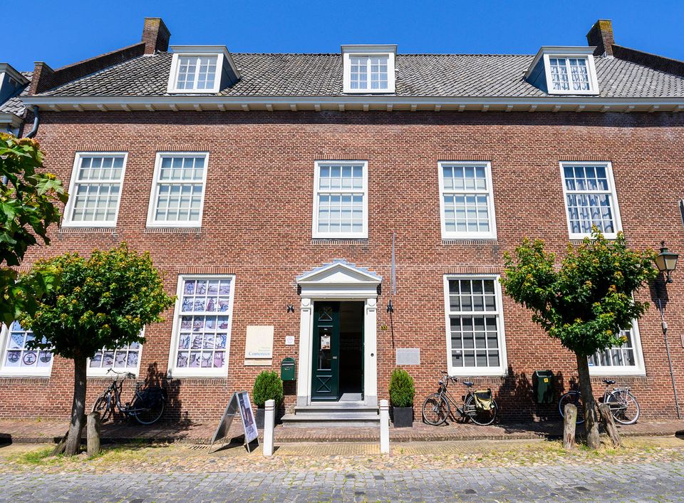 Voorkant comeniusmuseum & mausoleum