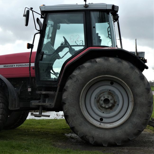 Tractor