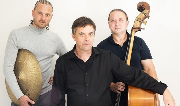 JAZZCONCERT, UNIVERSAL CROSSOVER