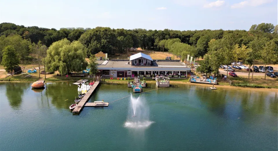 Paviljoen Buitenhuis vanaf de lucht