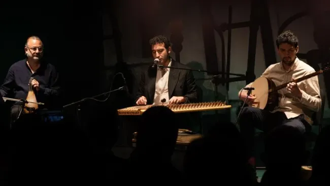 Music of the Coffeehouses of Ottoman Istanbul
