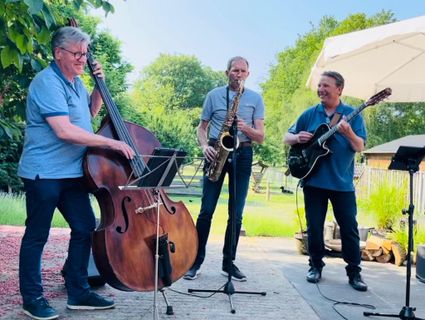 Mellow Sing Jazztrio