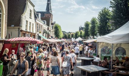 Braderie Suis en Bruggenfeest met bezoekers