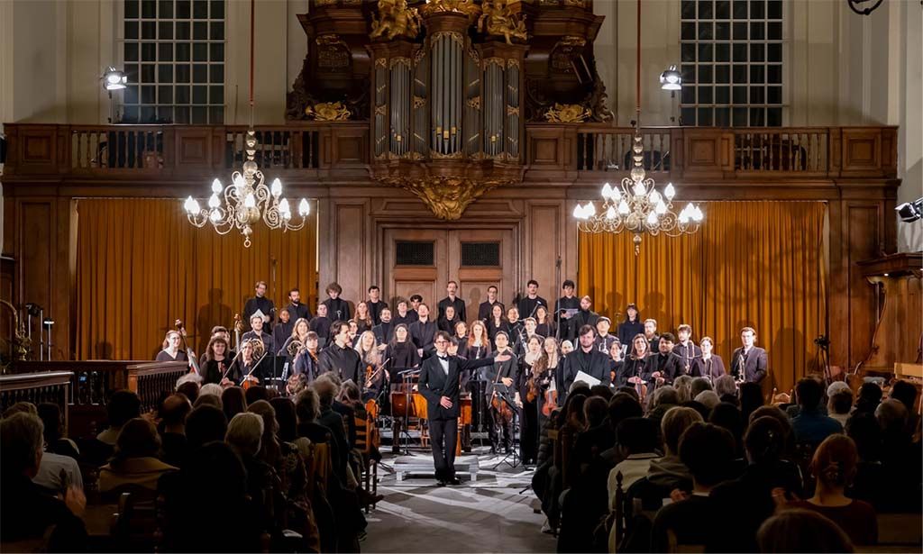 Orchestra Lagrandt: The World of Yesterday