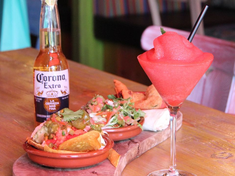 corona, nacho's en margaritha bij Rosita's Almere