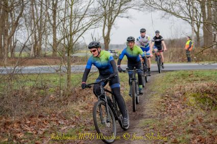 WTC Ruinen fietsers
