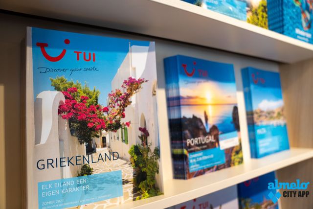 Reisfolders van TUI