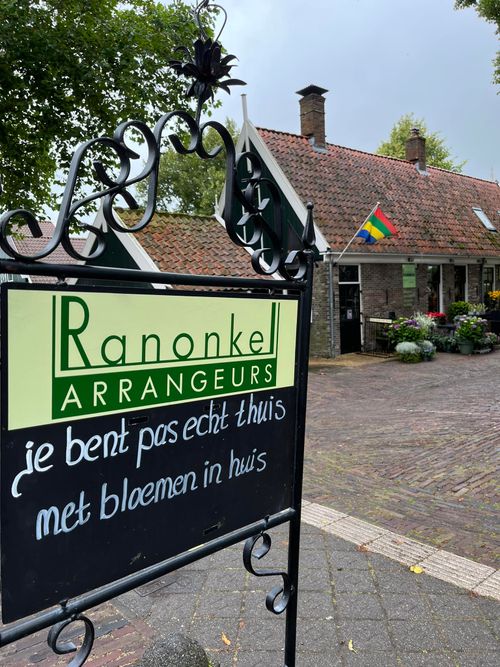 Buitenaanzicht van Ranonkel Arrangeurs