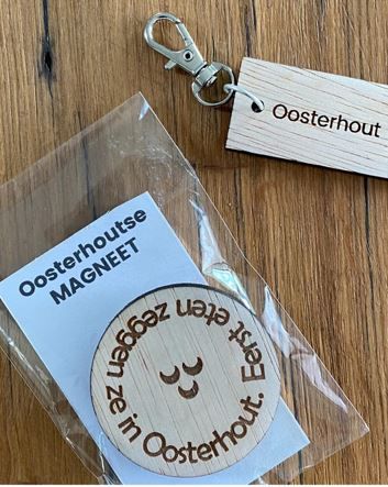Houten sleutelhanger en magneet uit Oosterhout