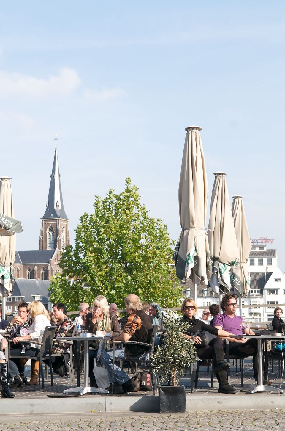 Terrasse am Fluss Maas(Kesselskade) Maastricht