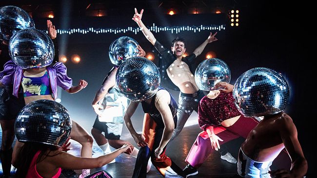 Sally Dansgezelschap Maastricht: God is a DJ