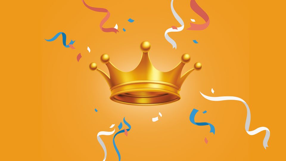 kroon met slingers koningsdag