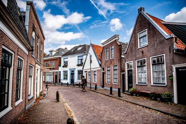 Een gezellig rijtje huizen aan de Amstelzijde