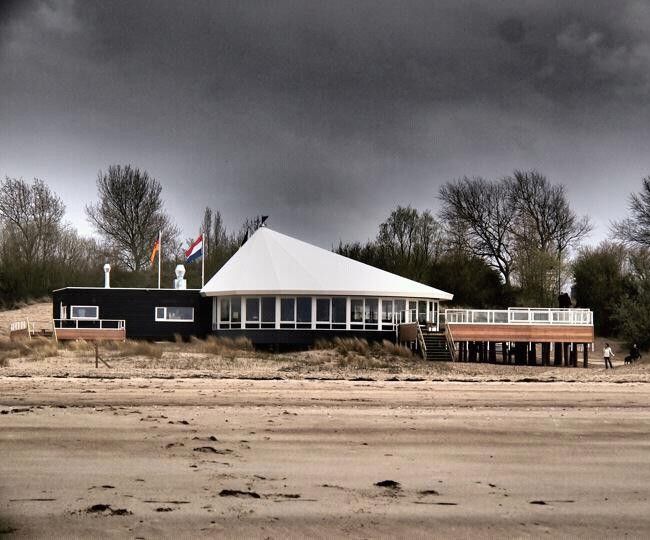 Strandpaviljoen Breskens aan Zee, Netherlands, Breskens beach bar with view at the sea