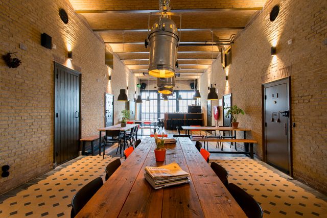 Alibi Hostel