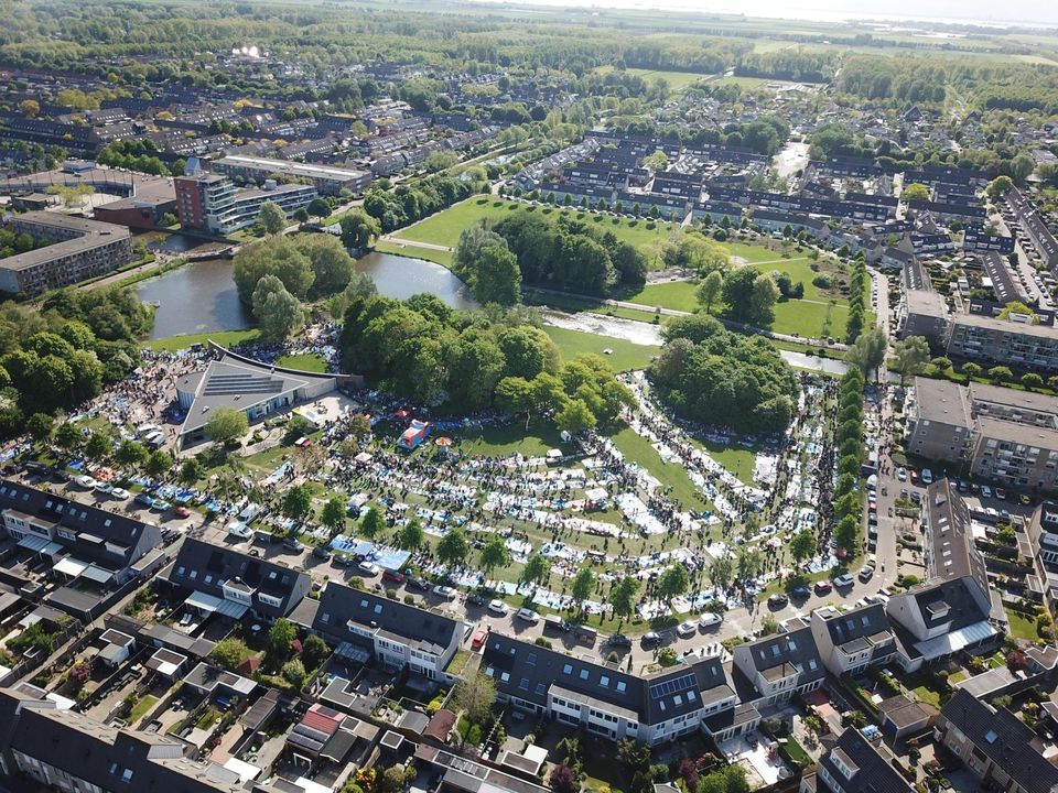 Een luchtfoto van Purmerend