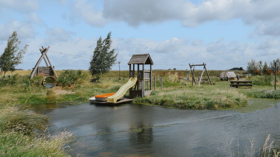 Overzichtsfoto natuurspeeltuin Buutenplaets in Ooltgensplaat