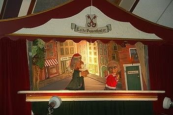 Poppenkast voorstelling