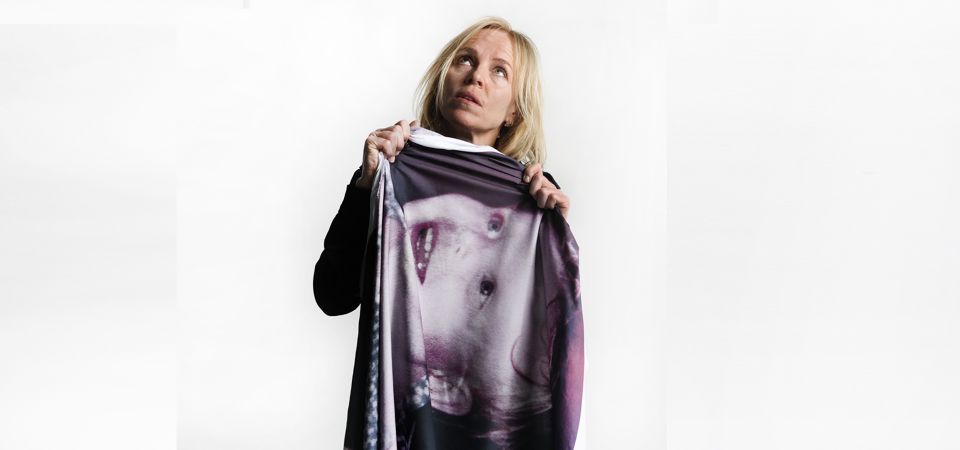 Tony Award-winnend familiedrama voor het eerst te zien in Nederland. Première 28 februari 2027 in Theater aan het Vrijthof. Aansluitend tournee.