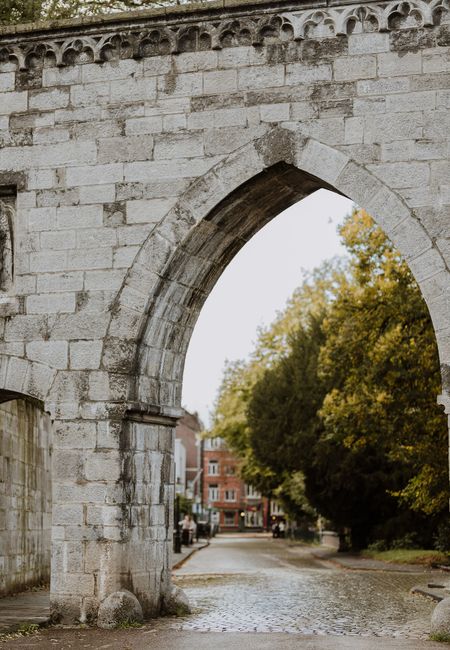 Poort Waerachtig Maastricht regen