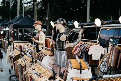 Garage sale Koppelstraat Beek en Donk