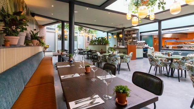 Overzicht binnenkant Restaurant