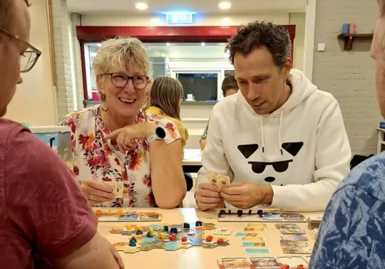Spellenmiddag in de bieb