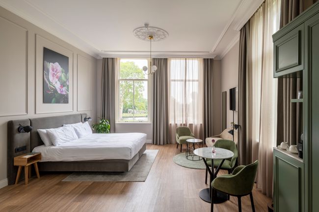 Grote suite om te overnachten bij Flora Batava