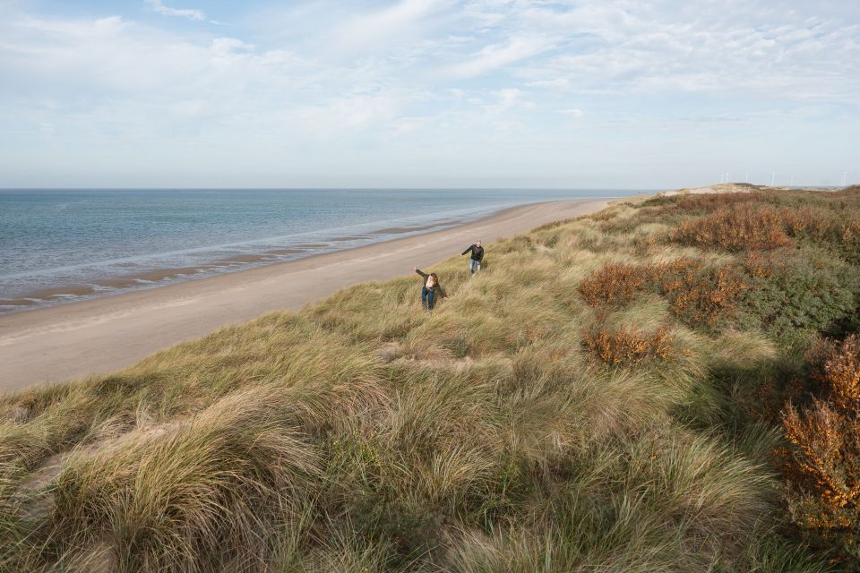 Rockanje is vooral in herfst mooi om op het strand en in de duinen te wandelen
