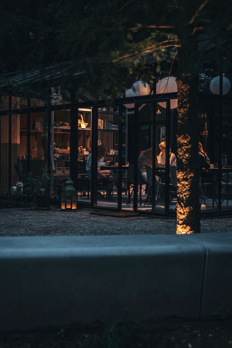 Vergaderkas Bennekom bij avond