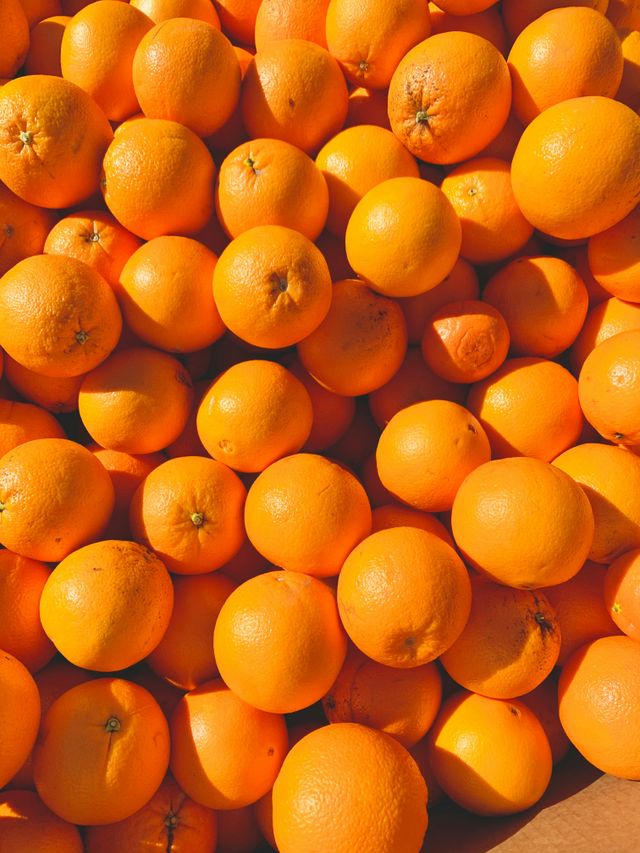 Photo by Jen Gunter on Unsplash, sinaasappels