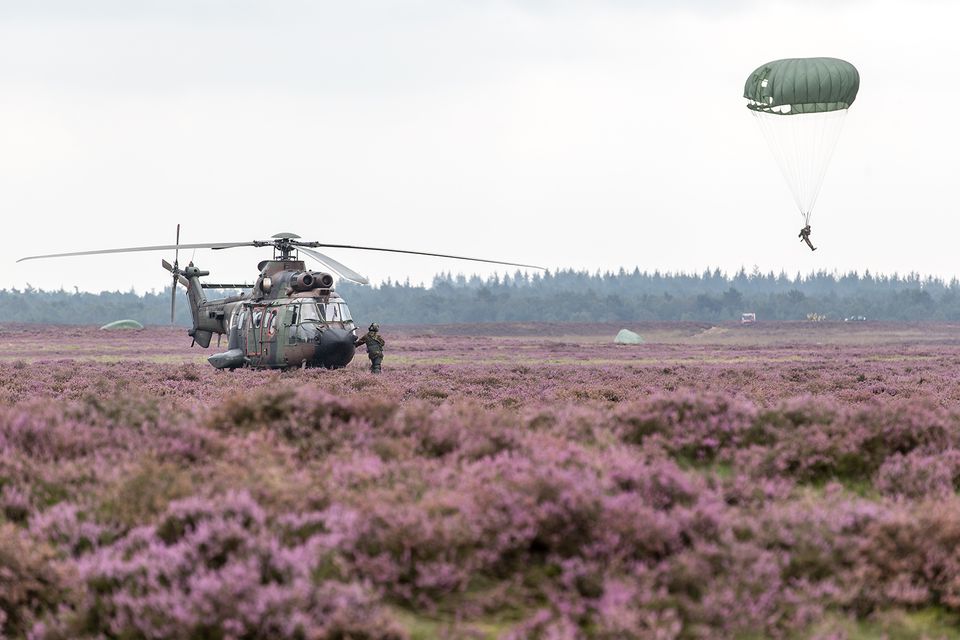 Airdrop Airborne Ginkelse Heide Ede - BezoekEde