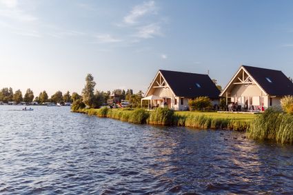 Vakantiehuizen aan het water van RCN De Potten.