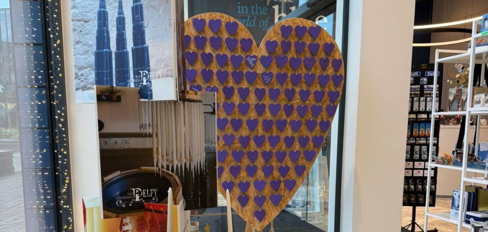 Groot wensenhart bij VVV Delft