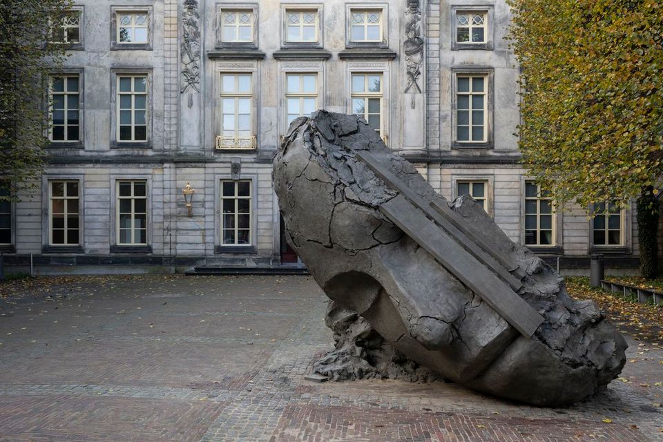Voorplein van Het Noordbrabants Museum in 's-Hertogenbosch