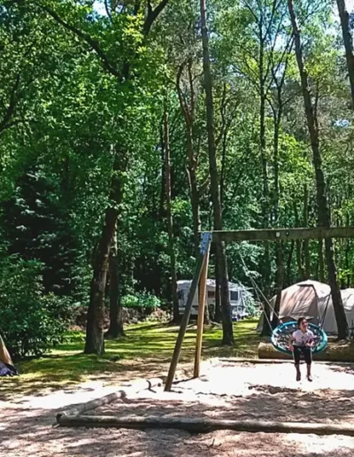 Camping Beek en Hei schommel