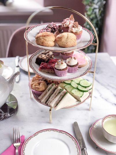 high tea zoet