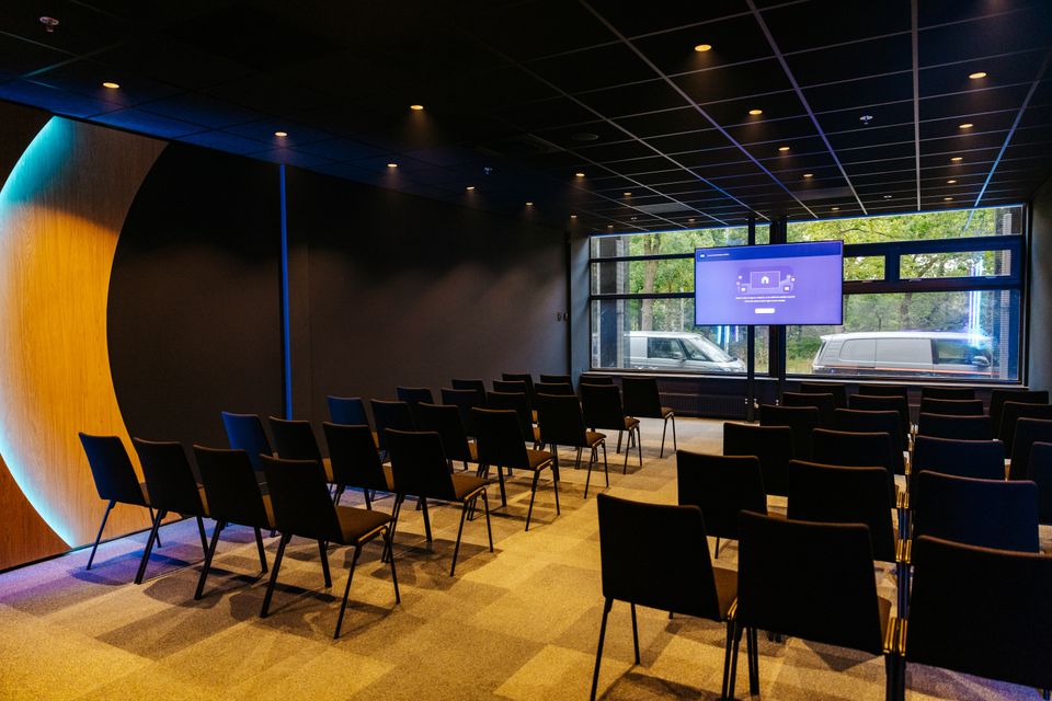 Flexibele ruimtes voor sessies die precies werken zoals jij het in gedachten hebt.